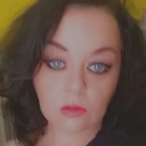 Meet your Posher, Angie